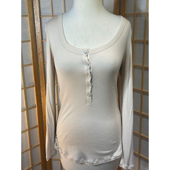 Andrea Jovine XS Embossed Henley - Picture 8 of 15
